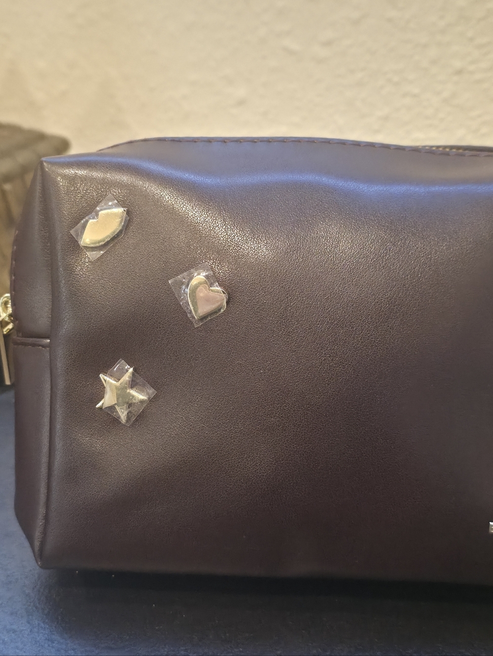 Yves Saint Laurent (YSL) Beaute VIP Exclusive Makeup Pouch - Picture 3 of 8